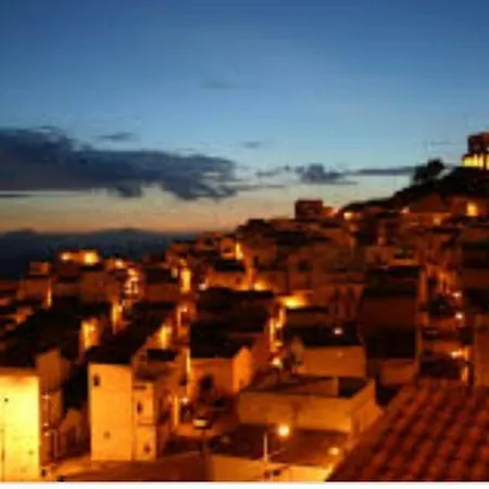 Casa Vittoria